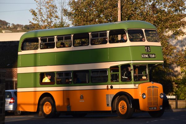 daimlercvg6,halifaxcorporation,halfcab,preserved,bus,halifaxbus,keighleybusmuseum